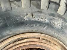 23.5 R25 Michelin Tire - Photo 2