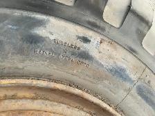 23.5 R25 Michelin Tire - Photo 3