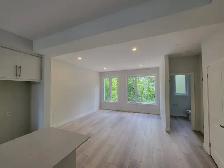3 Bedroom 2 & 1/2 washroom in  south london - Photo 6