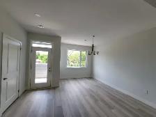 3 Bedroom 2 & 1/2 washroom in  south london - Photo 8
