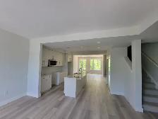 3 Bedroom 2 & 1/2 washroom in  south london - Photo 9