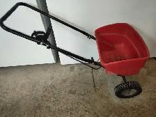 40obo fertilizer spreader - Photo 3