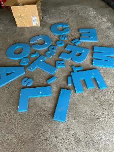 sign letters. - Photo 3