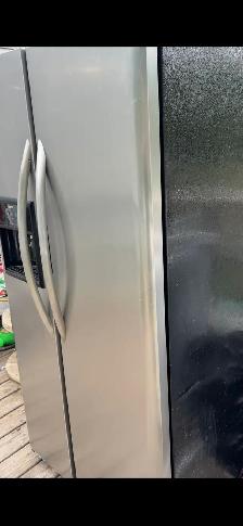 Stainless Kenmore fridge - Photo 6