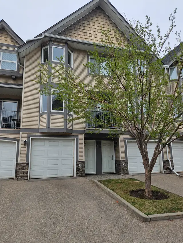 195 Cedarwood lane SW  Townhome for rent