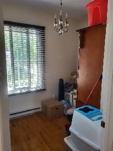 Grand 5 1/2 très propre à louer. Situé au 2e étage - Photo 14
