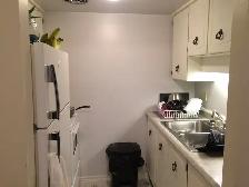 One Bedroom Apt– Top Floor w Balcony – All Inclusive - Photo 5