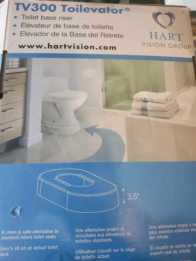 Toilet base riser