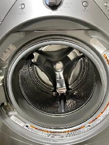 Whitlpool Washer / Dryer - Photo 4