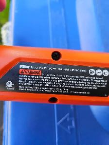 weed eater et souffleur Black and Decker a batterie 20 volts - Photo 6