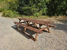 Custom  Built - picnic table, archway, gate, picket fence panels - Photo 3