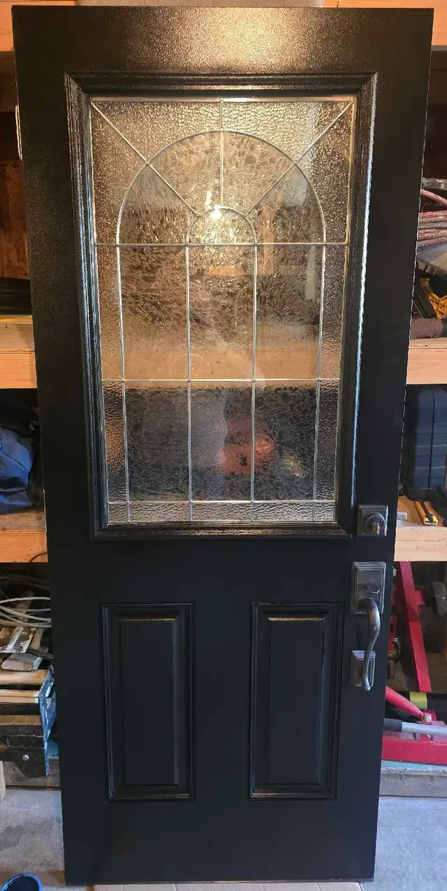 EXTERIOR DOOR W/ GLASS
