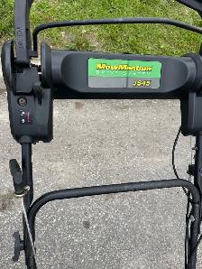 John Deere Lawnmower JS45 - Photo 2