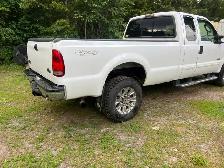 2006 Ford F350 6.0 Diesel - Photo 3