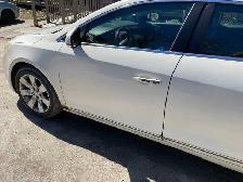 2011 Buick Lacrosse, 4 door sedan - Photo 5