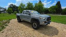2018 Toyota Tacoma TRD 4x4 /NAV/GREAT CONDITION/ - Photo 7