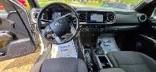 2018 Toyota Tacoma TRD 4x4 /NAV/GREAT CONDITION/ - Photo 17