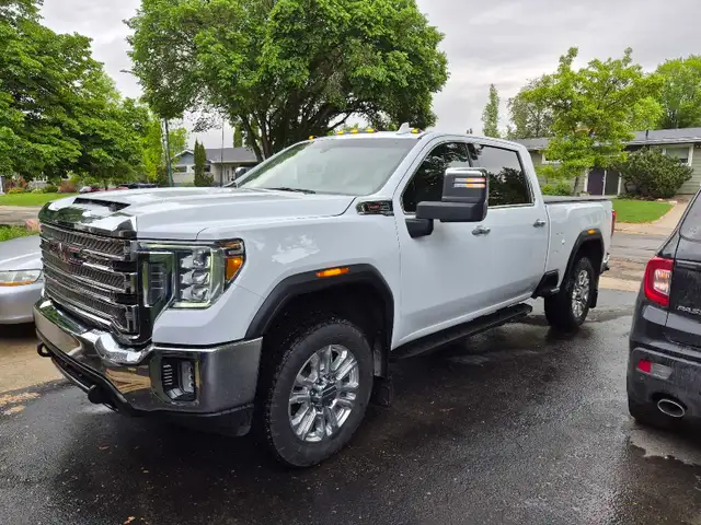 2021 2500hd GMC SLT 6.6 Gas
