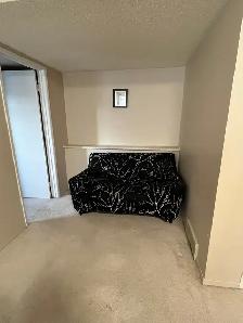 fully furnished master bedroom - Photo 3