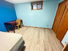 Great Location, Nice Furnished room close to U of R for Rent - Photo 6