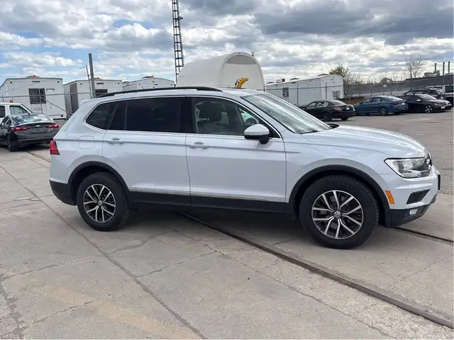 2018 Volkswagen Tiguan Comfortline 4Motion AWD - LEATHER! NAV! B