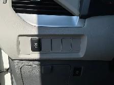 2017 Toyota Sienna LE 8-Passenger - BACK-UP CAM! PWR DOORS! 8 PA - Photo 16