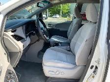 2017 Toyota Sienna LE 8-Passenger - BACK-UP CAM! PWR DOORS! 8 PA - Photo 17