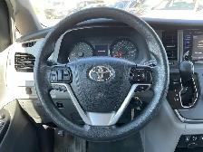 2017 Toyota Sienna LE 8-Passenger - BACK-UP CAM! PWR DOORS! 8 PA - Photo 19