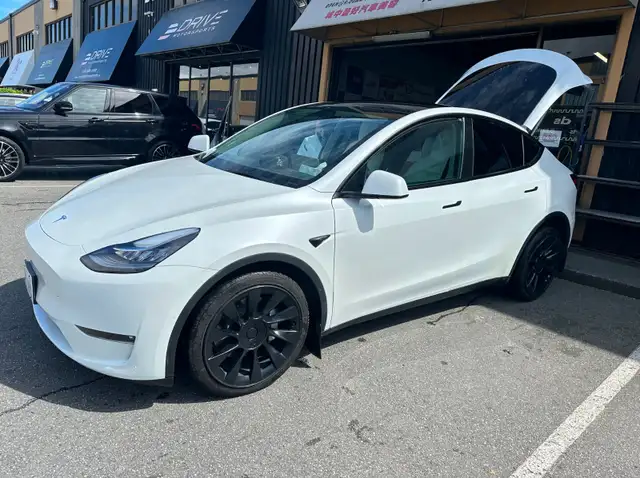 (For Sale) 2022 Tesla Model Y Long Range