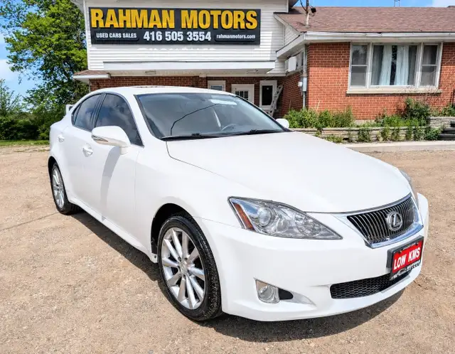 2010 Lexus IS 4dr Sdn Auto AWD | Heated seats! | Sun-roof! CER