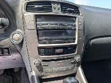2010 Lexus IS 4dr Sdn Auto AWD | Heated seats! | Sun-roof! CER - Photo 14