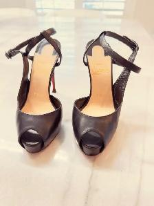 Louboutin Peep-Toe Shoes - Photo 4