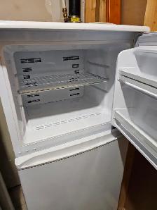Mount Pleasant Appliance Sale - Photo 2