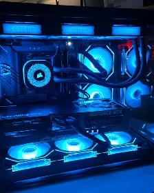 PC GAMING NEUF RTX 5090 32GB Ryzen 7 9800X3D 64GB DDR5 2TB NVMe - Photo 7