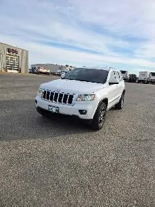 2013 Jeep Grand Cherokee Laredo - Photo 2