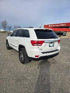 2013 Jeep Grand Cherokee Laredo - Photo 4
