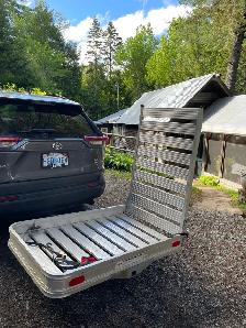 Hitch mounted Cargo carrier - Photo 6