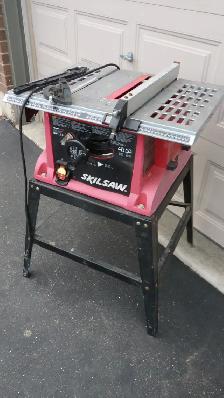 Skilsaw Table Saw