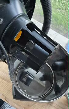 SHOP-VAC 4 GALLON STAINLESS STEEL WET/DRY VACUUM – TESTED – $35 - Photo 3