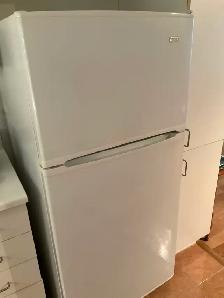 RÉFRIGÉRATEUR MAYTAG