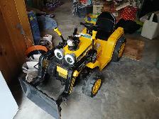 Ride on tractor