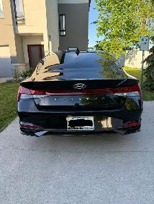 2023 Hyundai Elantra Luxury - Photo 2