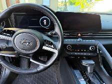 2023 Hyundai Elantra Luxury - Photo 5