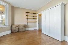 Downtown studio suite in heritage building - Photo 3