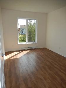 4 ½ TOURELLES DE CHAMBLY / LIBRE 1er AOÛT / ASCENSEUR / GARAGE - Photo 7
