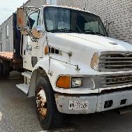 strealing flatbed truck