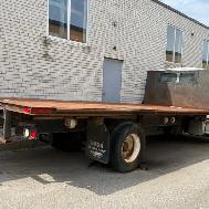 strealing flatbed truck - Photo 2