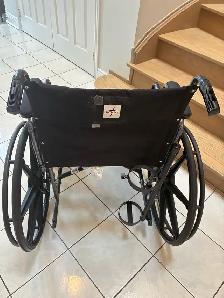 Wheelchair - Photo 6