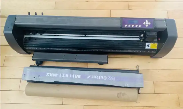 Traceur de découpe vinyle US Cutter MH 871-MK2