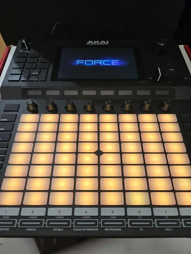 Akai Force Standalone Production Studio With Box